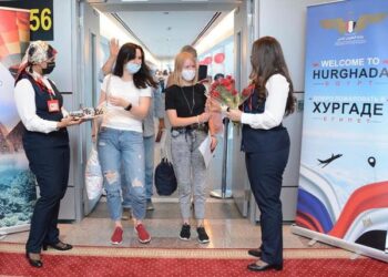 وصول أولي الرحلات