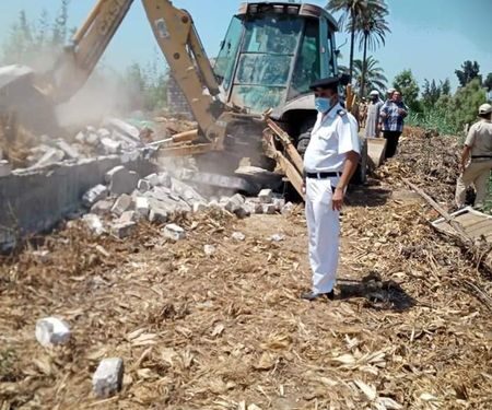 إزالة 23 حالة تعدي