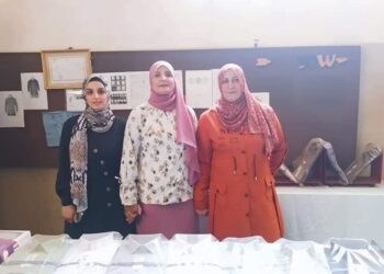 ندوة التغذية السليمه واكتشاف أورام الثدي لعاملات شركة غزل المحله