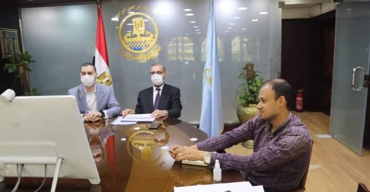 محافظ كفرالشيخ يشارك في إجتماع متابعة توفير الأراضي المطلوبة لمشروعات برنامج تطوير الريف المصرى.