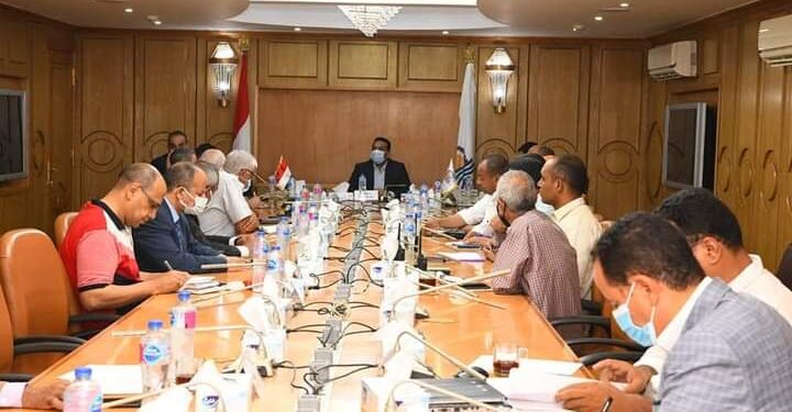 اجتماع  لمناقشة استعدادات الأجهزة التنفيذية لارتفاع منسوب مياه النيل