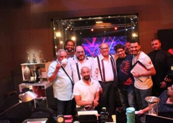 صلاح عبدالله يعود من جديد مدير ملهى ليلى والسبب «مينى بار» ..(صور)