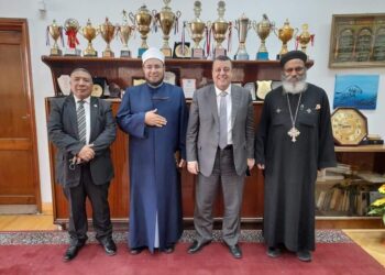 لقاء هادف يجمع بين معالي