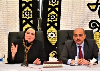 نيفين جامع تعقد لقاء موسع مع مستثمرى وملاك الوحدات الصناعية