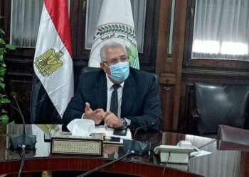 “القصير” تنفيذ تكليفات القيادة السياسية الاهتمام بالقوافل البيطرية لعلاج مواشي صغار المربين مجانا.