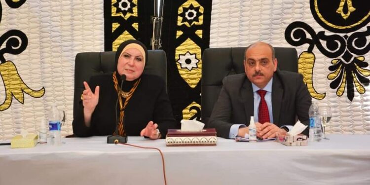 وزيرة التجارة والصناعة تستعرض احدث تقرير حول مؤشرات اداء هيئة التنمية الصناعية.