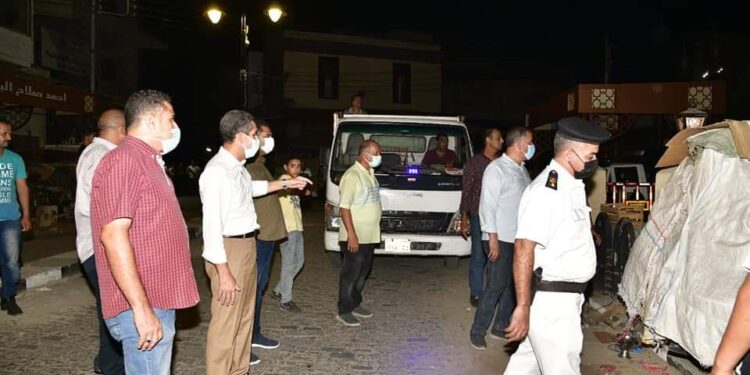 محافظ الغربية في جولة ليلية حتى منتصف الليل بشوارع طنطا