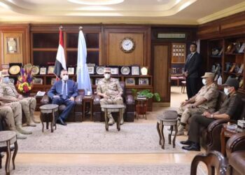 محافظ كفر الشيخ يناقش  التعاون بين المحافظة وجهاز الخدمة الوطنية