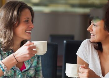 عدم الإسراف في تناول القهوة.