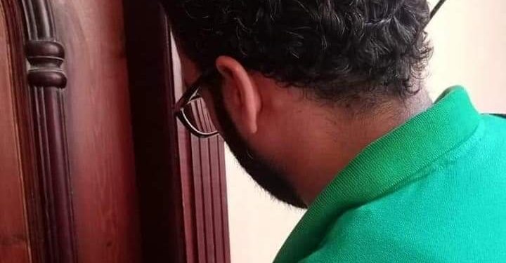 صحة البحيرة . إصدار قرارات غلق لعدد 49 منشأة وتنفيذ عدد 10 قرارات غلق لمنشآت تعمل بدون ترخيص.