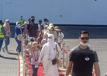 تم وصول 915 سائح سعودي على متن السفينة السياحية Msc BELLSSIMA في ثاني رحلاتها لميناء سفاجا البحري.