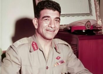 اللواء محمد بك نجيب يوسف قطب القشلان أول رئيس لمصر بعد إنهاء الملكية.