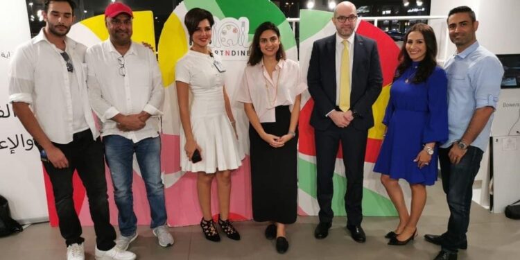 معرض “ارت اند داين” بالتعاون مع نقابة الفنانين والإعلاميين بمعرض فولفو