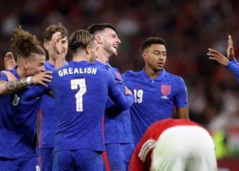 إنجلترا تقسو على المجر برباعية نظيفة في تصفيات كأس العالم