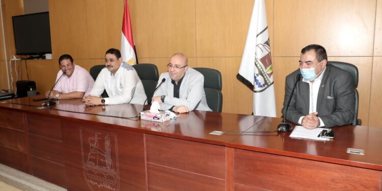 محافظ بني سويف يُكرًم فريق مركز شباب بليفيا " ثاني الجمهورية" لدوري مراكز الشباب لكرة القدم