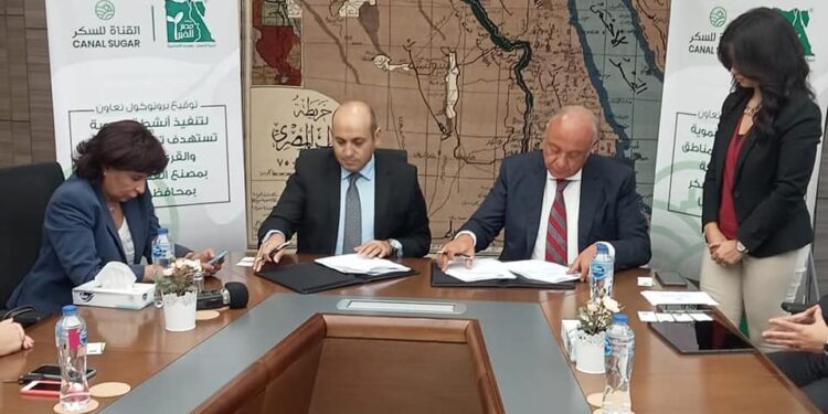 بروتوكول تعاون بين "مصر الخير" وشركة "القناة للسكر" لتطوير 14 قرية بمحافظة المنيا