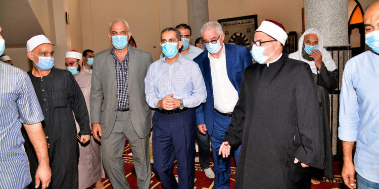 محافظ الغربية يفتتح مسجد الإحسان بقرية سندبسط مركز زفتى