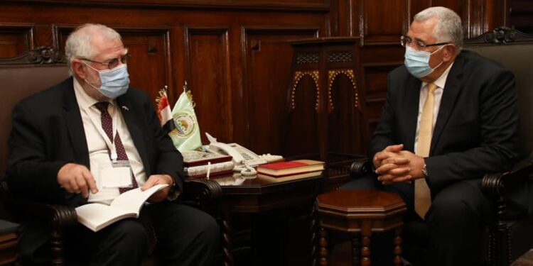 وزيرا الزراعة في مصر ونامبييا يبحثان تعزيز التعاون الزراعي بين البلدين