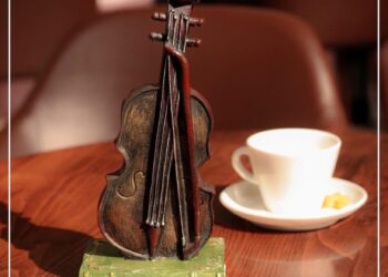 ثورة الأنثي