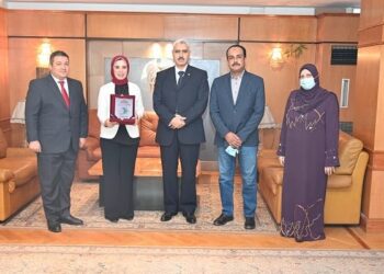 رئيس جامعة الفيوم