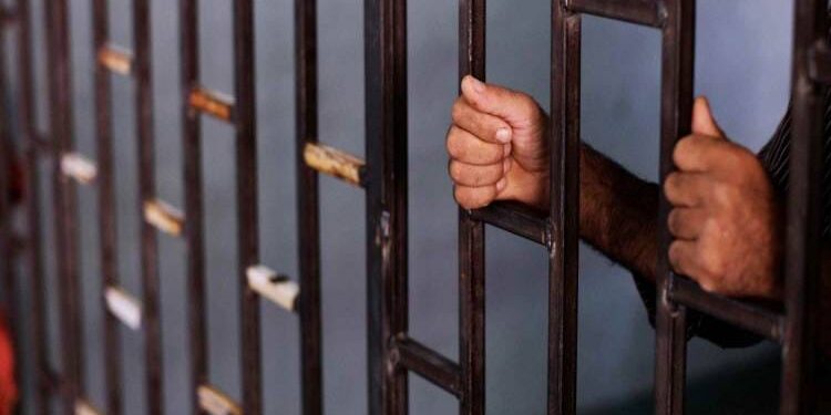 تجديد حبس الضابط