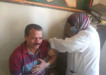 تطعيم موظفي مجلس