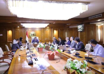 وزير التعليم العالي يستقبل