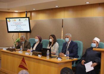 “مودة” يطلق دورة تدريبية للشباب والفتيات المخطوبين بمكتبة مصر العامة بدمنهور.