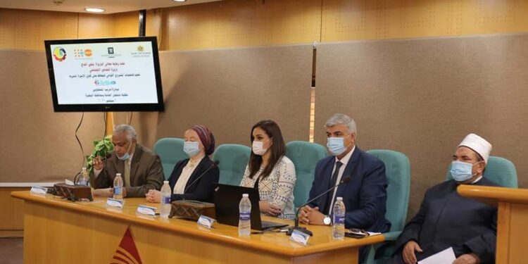 “مودة” يطلق دورة تدريبية للشباب والفتيات المخطوبين بمكتبة مصر العامة بدمنهور.