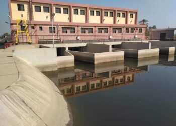 إنشاء وإحلال وتجديد عدد (٣٢) محطة جديدة ، واستلام ابتدائى لعدد (١٠) محطات.