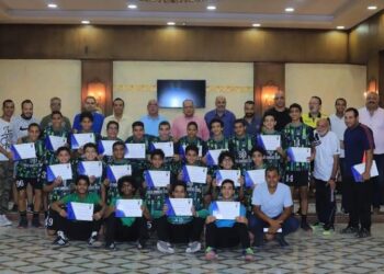 السمرة يكرم فريق 2006 لكرة اليد لفوزه ببرونزية منطقة الاسكندرية