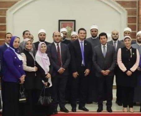 وزير الشباب: لدينا اهتمام كبير بقضية بناء الوعي لدي الشباب للمساهمة في إعداد جيل واعي .