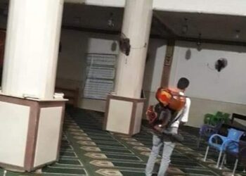 تحرير 248 محضر وغلق وتشميع 57 ورشة ومحل تجاري ومصادرة 16 شيشة وتطهير 398 منشأة في قرى ومدن الغربية.