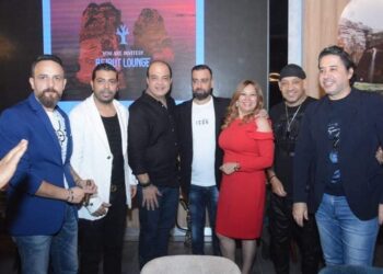 نجوم الوسط الفني في افتتاح مطعم “بيروت لونج ” بالتجمع الخامس.