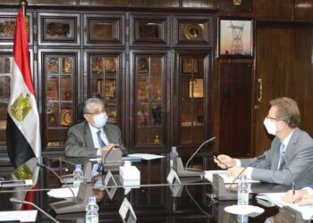 وزير الكهرباء والطاقة يستقبل السفير الألماني الجديد بالقاهرة لبحث سبل دعم وتعزيز التعاون بين البلدين.
