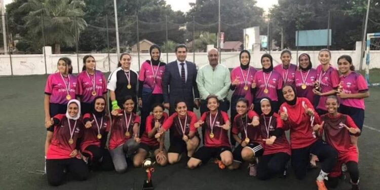 ختام وتسليم جوائز دوري السيدات للميني فوتبول لمنطقة الإسكندرية *