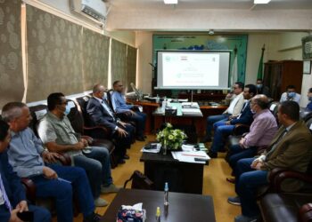 محافظ الفيوم ونائب وزير الإسكان يتفقدان الأعمال الإنشائية لتطوير محطة مياه قحافة