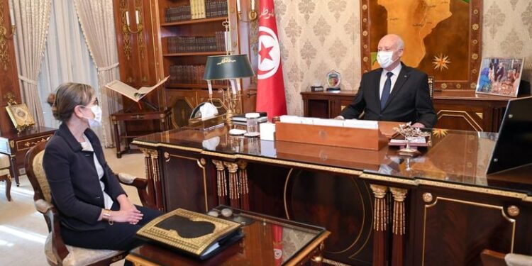 قيس سعيد يستقبل رئيسة الحكومة بقصر قرطاج