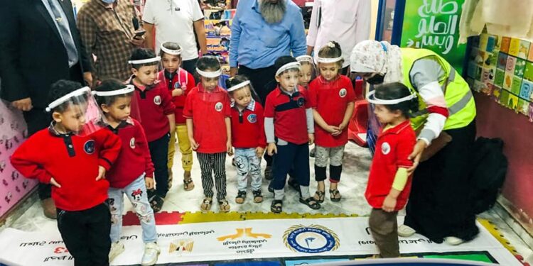 محافظ الغربية : تنفيذ ٨ حملات طرق أبواب استهدفت ١٠٢٢٠ مواطن من قرى مركز زفتى