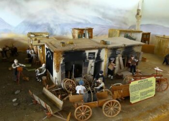 كان ياما كان----------؟