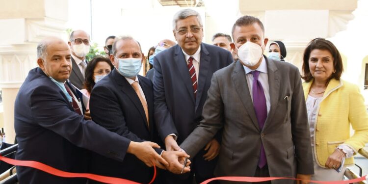 افتتاح مدرج