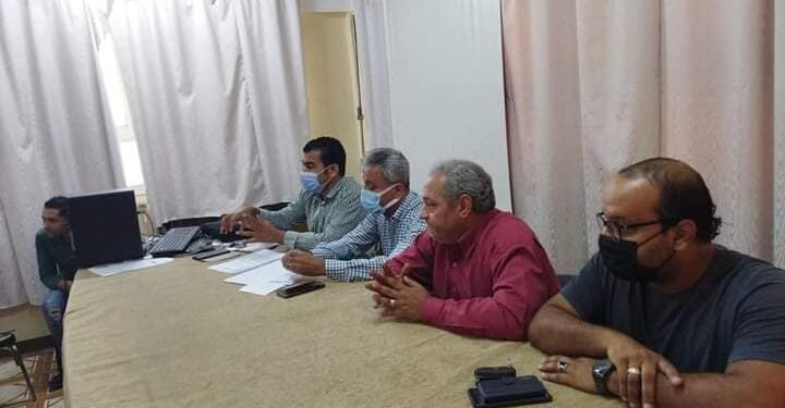 إجتماع فريق الإنتشار السريع بصحة قنا لمناقشة تنفيذ خطة صقر 87