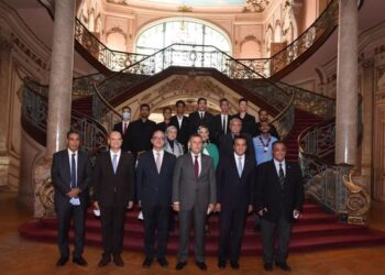 وزير التعليم العالي و رئيس جامعة