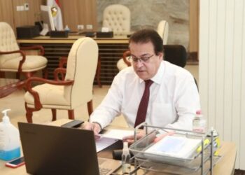 وزير التعليم العالي