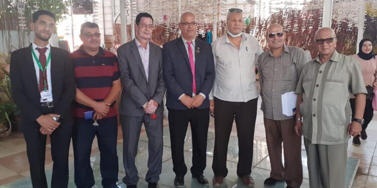 الصحافة العربية