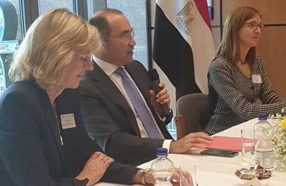 السفير المصري في برلين يستقبل نخبة من مجتمع الأعمال الألماني