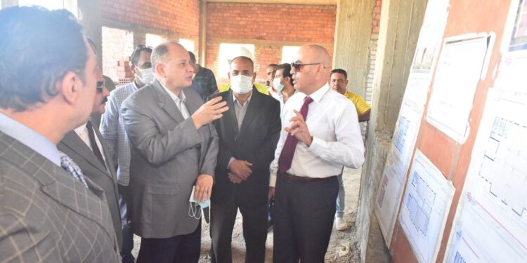 محافظ أسيوط