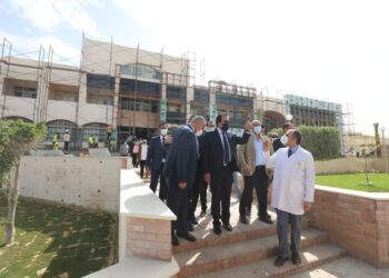 وزير التعليم العالي يتفقد