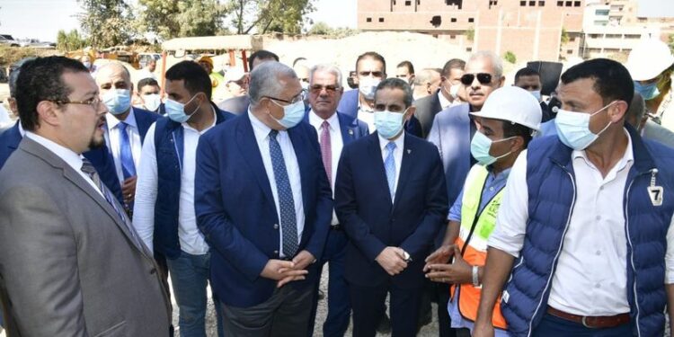 وزير الزراعة ومحافظ الغربية