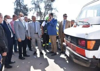 ضبط سيارتين